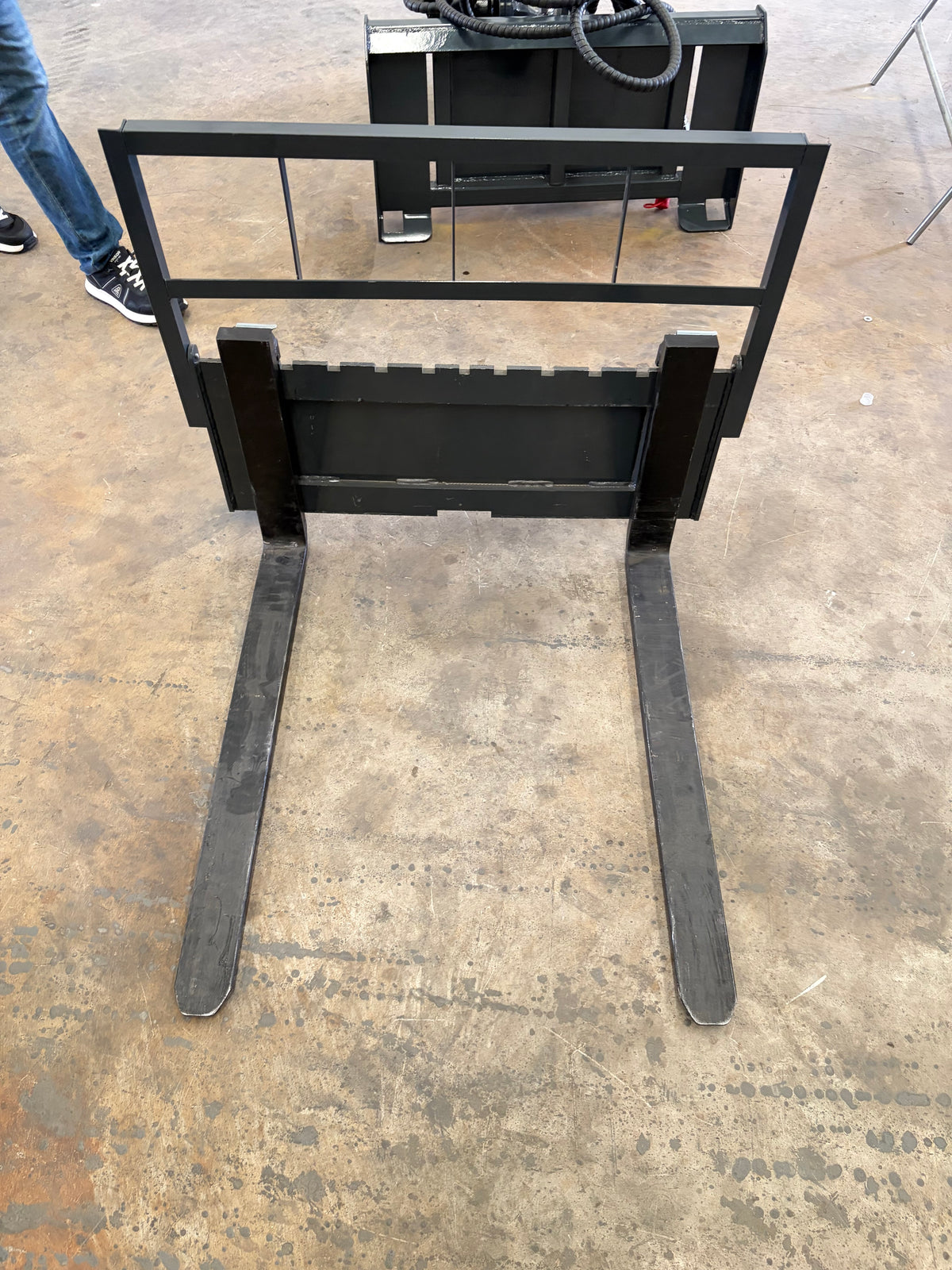 Mini skid steer pallet forks