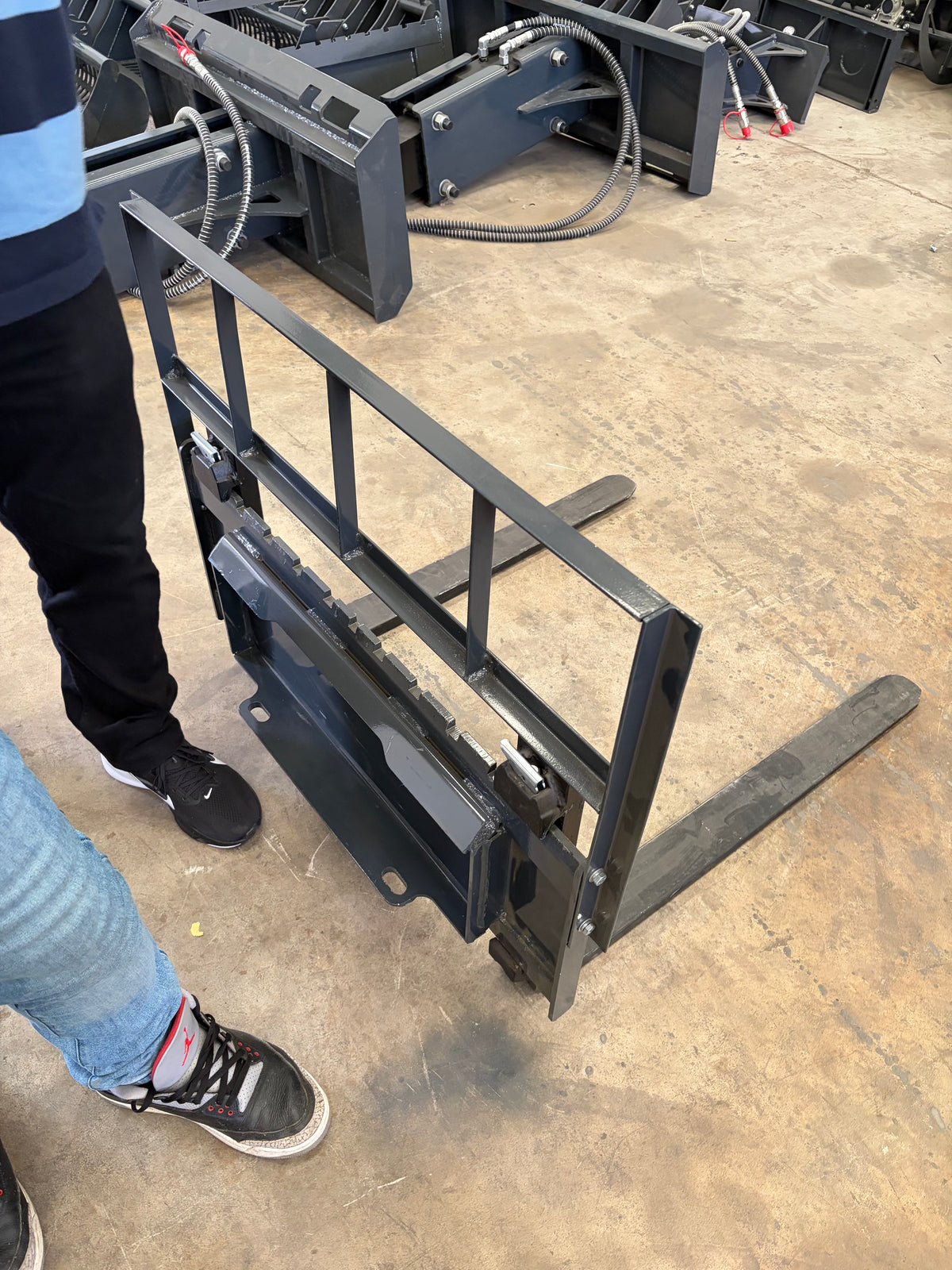 Mini skid steer pallet forks